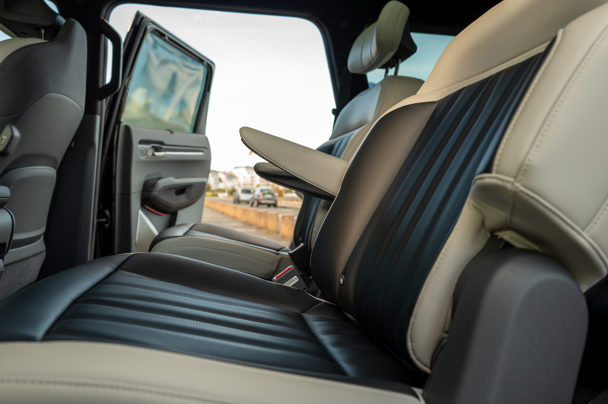 L1021001 Car Breizh Boarding